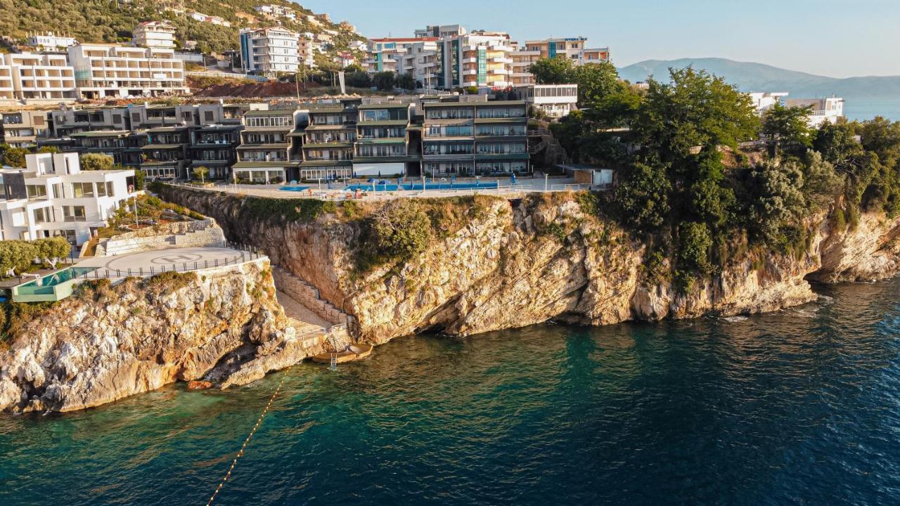 Villa Amos At Aquamarine Residence Vlorë Exterior foto